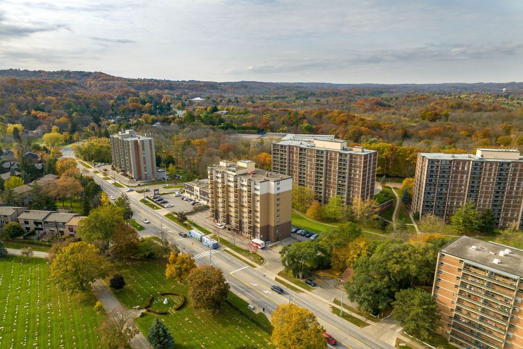 Homes For Sale & Neighbourhood Info Recently SOLD in West Hamilton