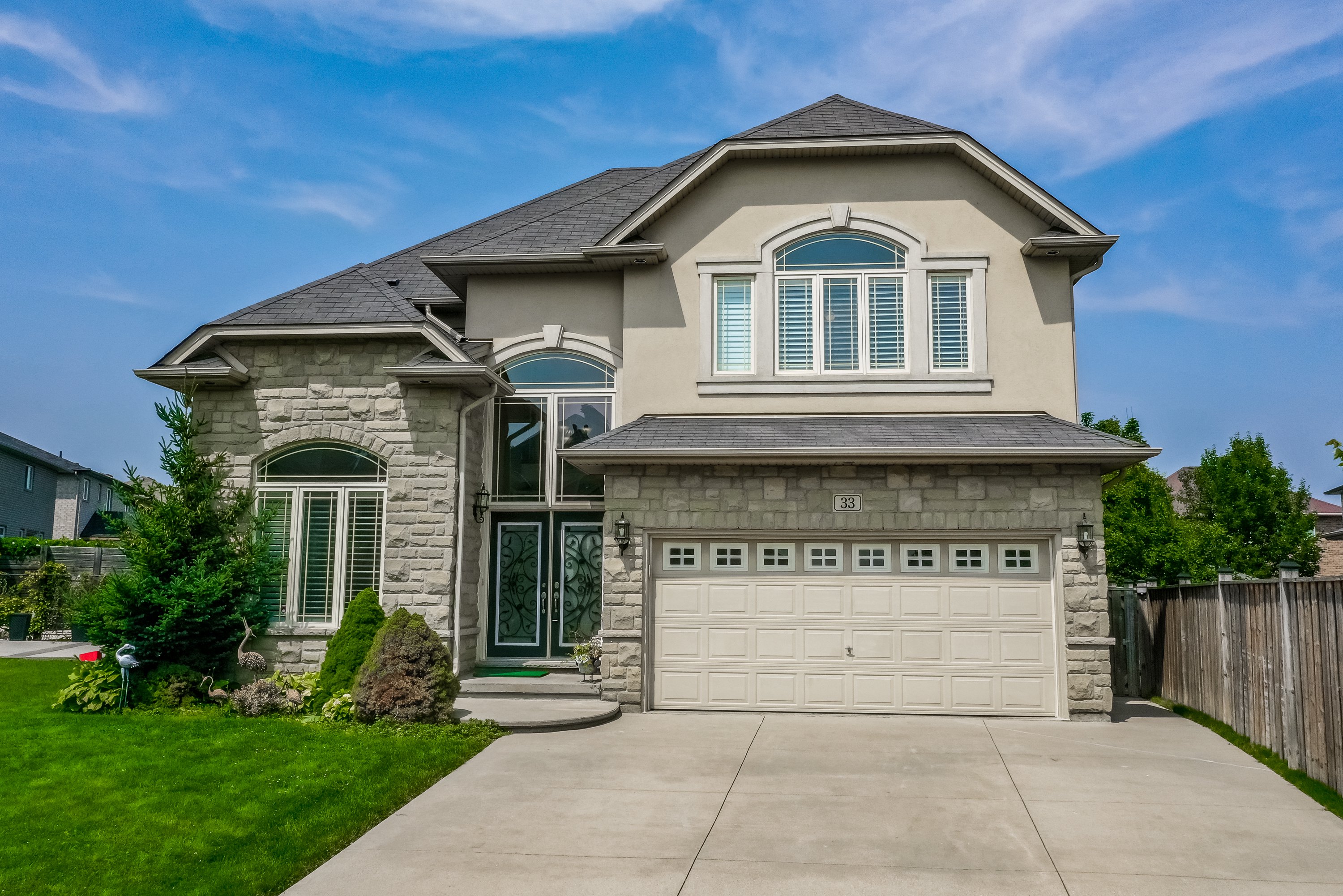 33 Lockman Drive, Ancaster